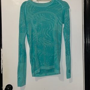 Lululemon swiftly tech long sleeve